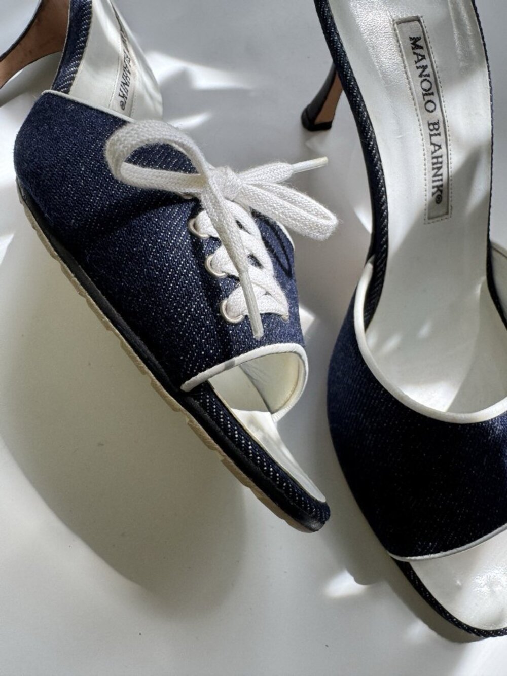 Vintage Manolo Blahnik Denim Lace Up Mules Size 38 Sandals Heels Y2K Bow Blue - Picture 4 of 11